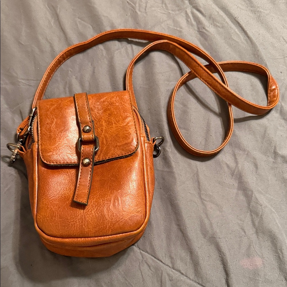 Chic Brown Crossbody Bag